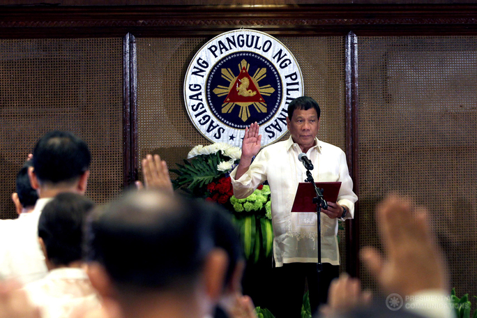 preview-full-Duterte during the PCL oathtaking.jpg