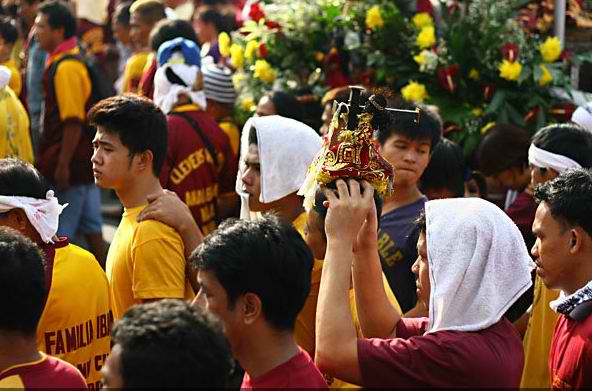 Black Nazarene procession: Broken wheels and strong will