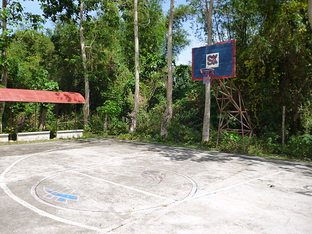 One of the many basketball courts with an SK logo in the country. Photo from Wikimedia
