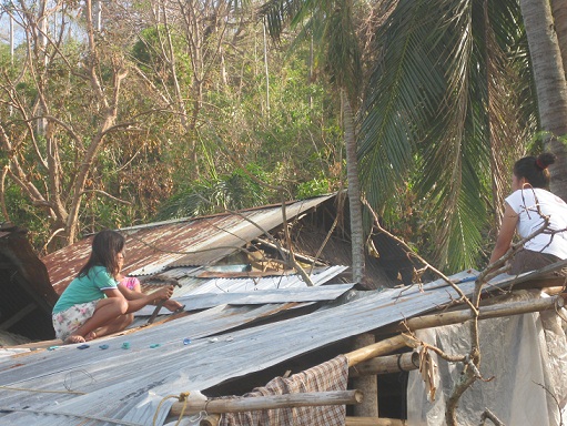 Girls of Bay-ang village works just as hard and are as willing to fix Yolanda’s debris.