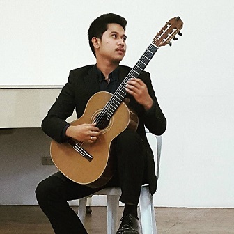 Classical guitarist Aemilio Cecilio Enginco. First solo recital in Catanduanes March 19, 2016.