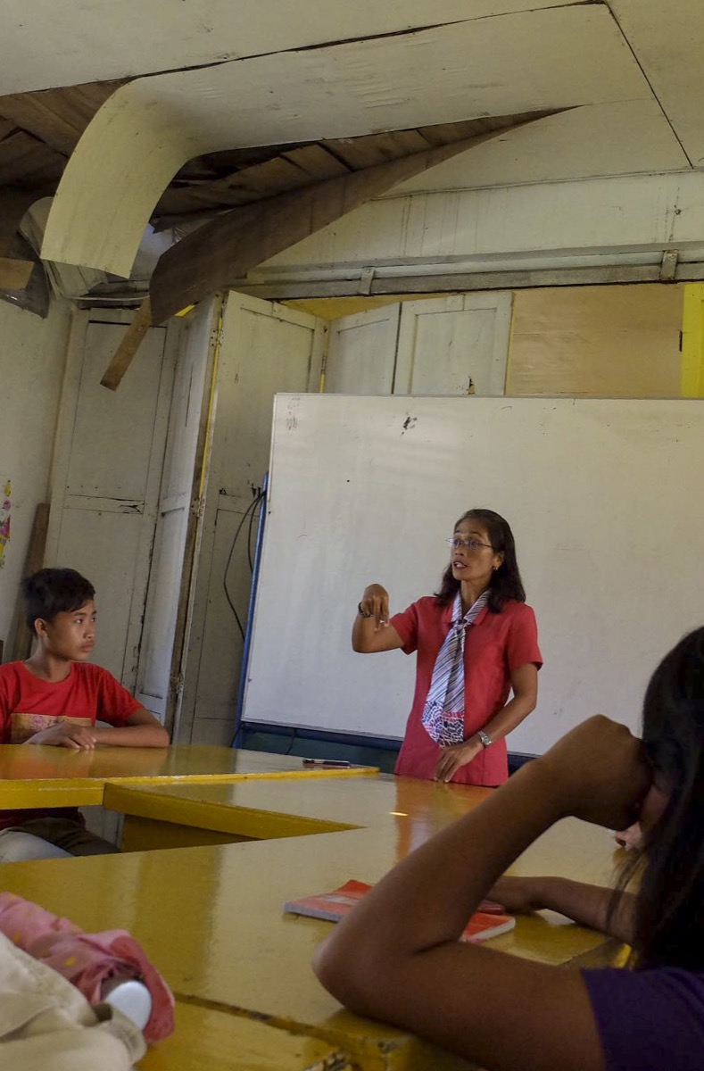  Mildred Horca teaches her class of deaf students at the Catarman SPED Center in Catarman, Northern Samar.