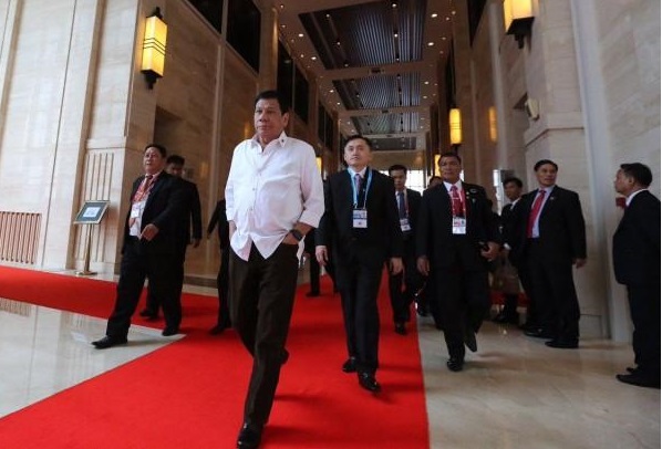 Pres. Duterte arrives at the 2016 ASEAN Summit venue in Vientiane, Laos.