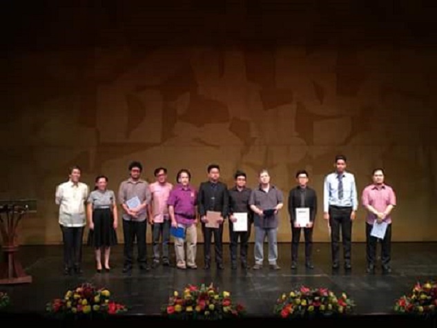 Aaron Aguila III with other winners of the National Competition for Young Artists including members of the jury. A good preparation is the key to winning any competition.