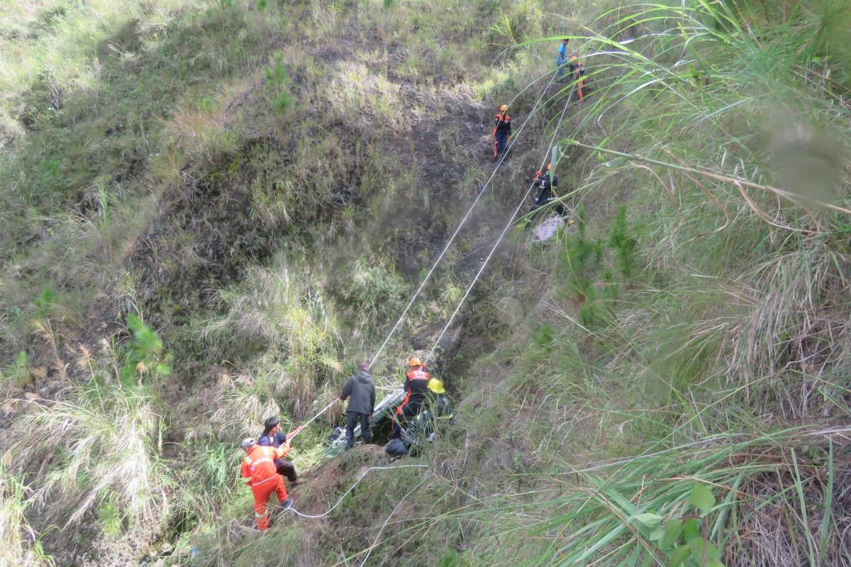 Vehicles falling into ravines is a common sight in Benguet. Photo courtesy of Kabayan Municipal Police Station.