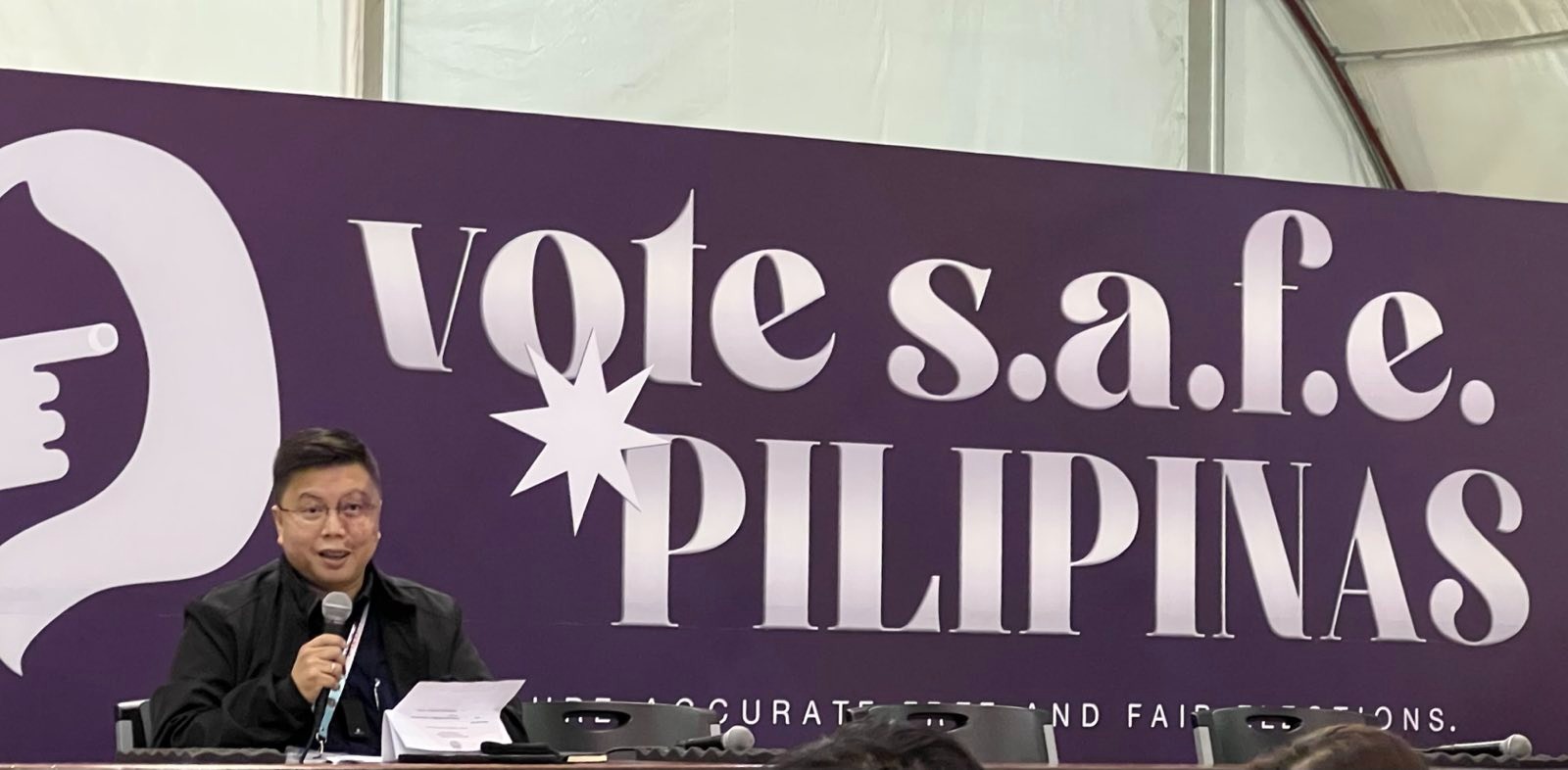 Comelec spokesperson John Rex Laudiangco during an election day briefing.