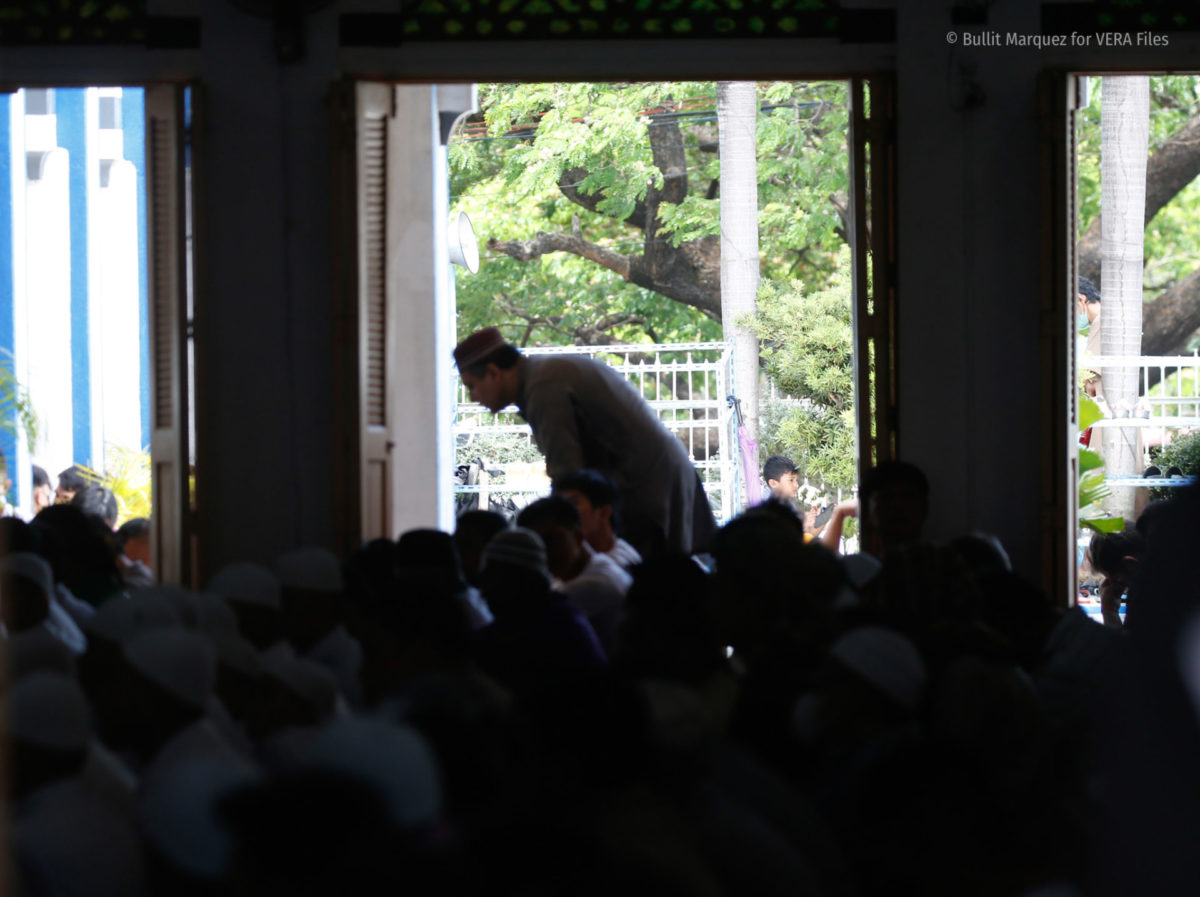 First Friday prayers for Ramadan. Photo by Bullit Marquez 1/20