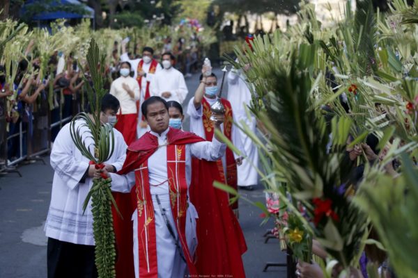 Palm Sunday tradition lives on