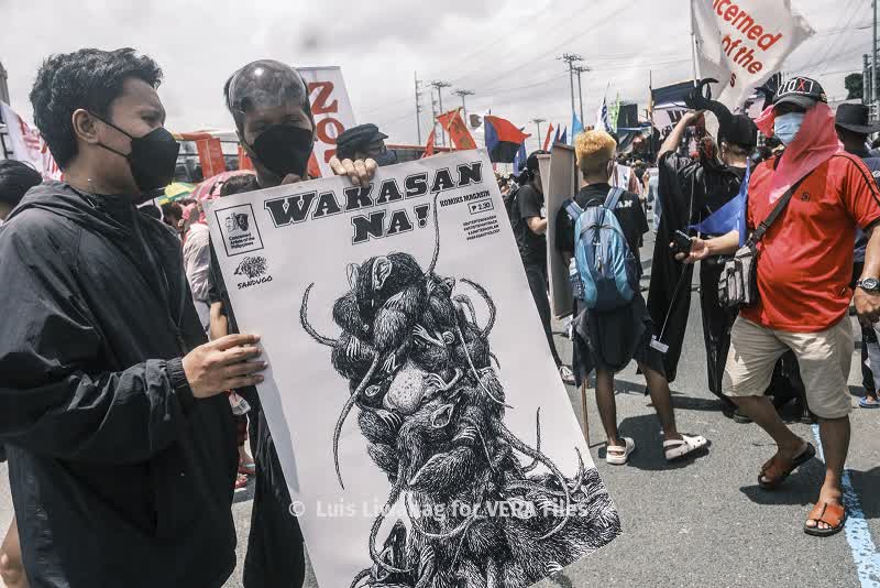 An impassioned prelude to Duterte’s exit 13/20 Photo by Luis Liwanag