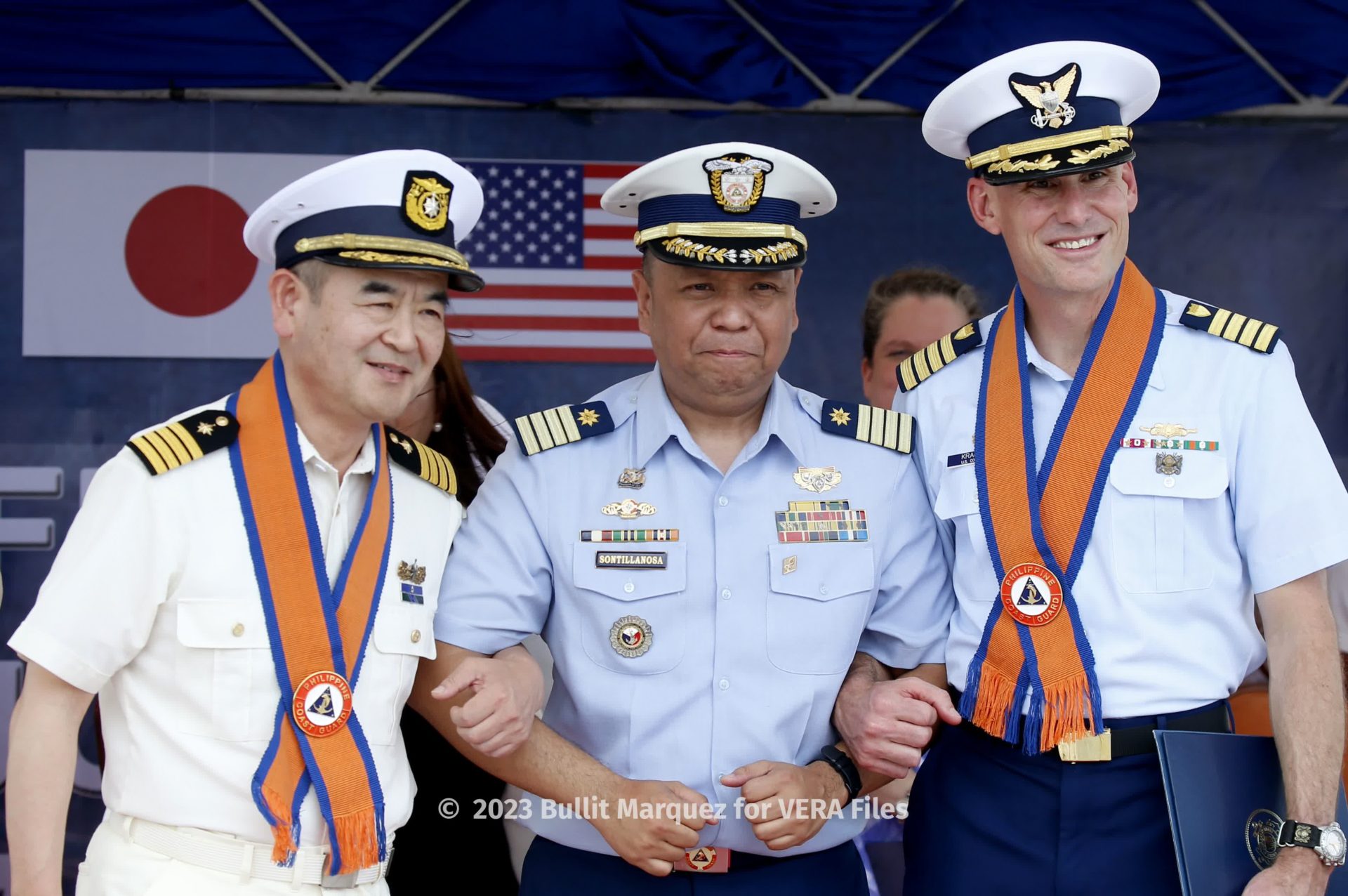 060123 Japan US Coast Guard in PH 10/11 Photo by Bullit Marquez