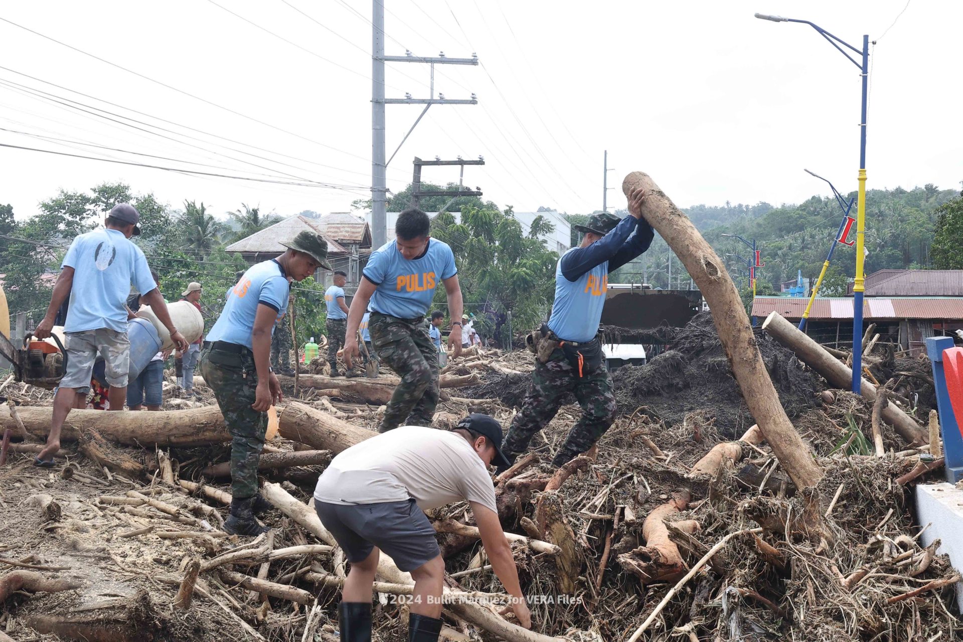 Typhoon Kristine - Laurel Batanggas 11/11 Photo by Bullit Marquez