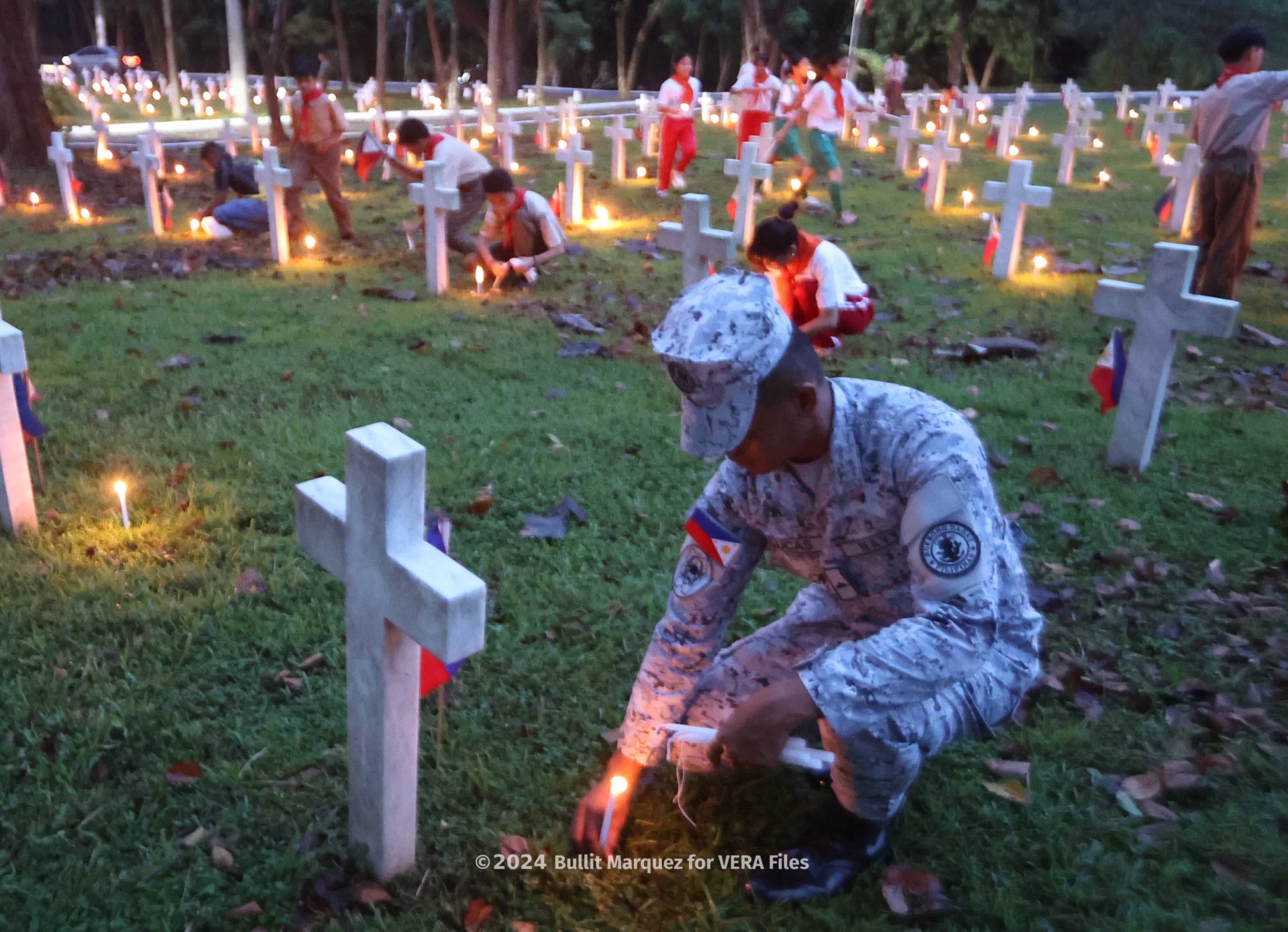 Libingan ng mga Bayani  1/3 Photo by Bullit Marquez