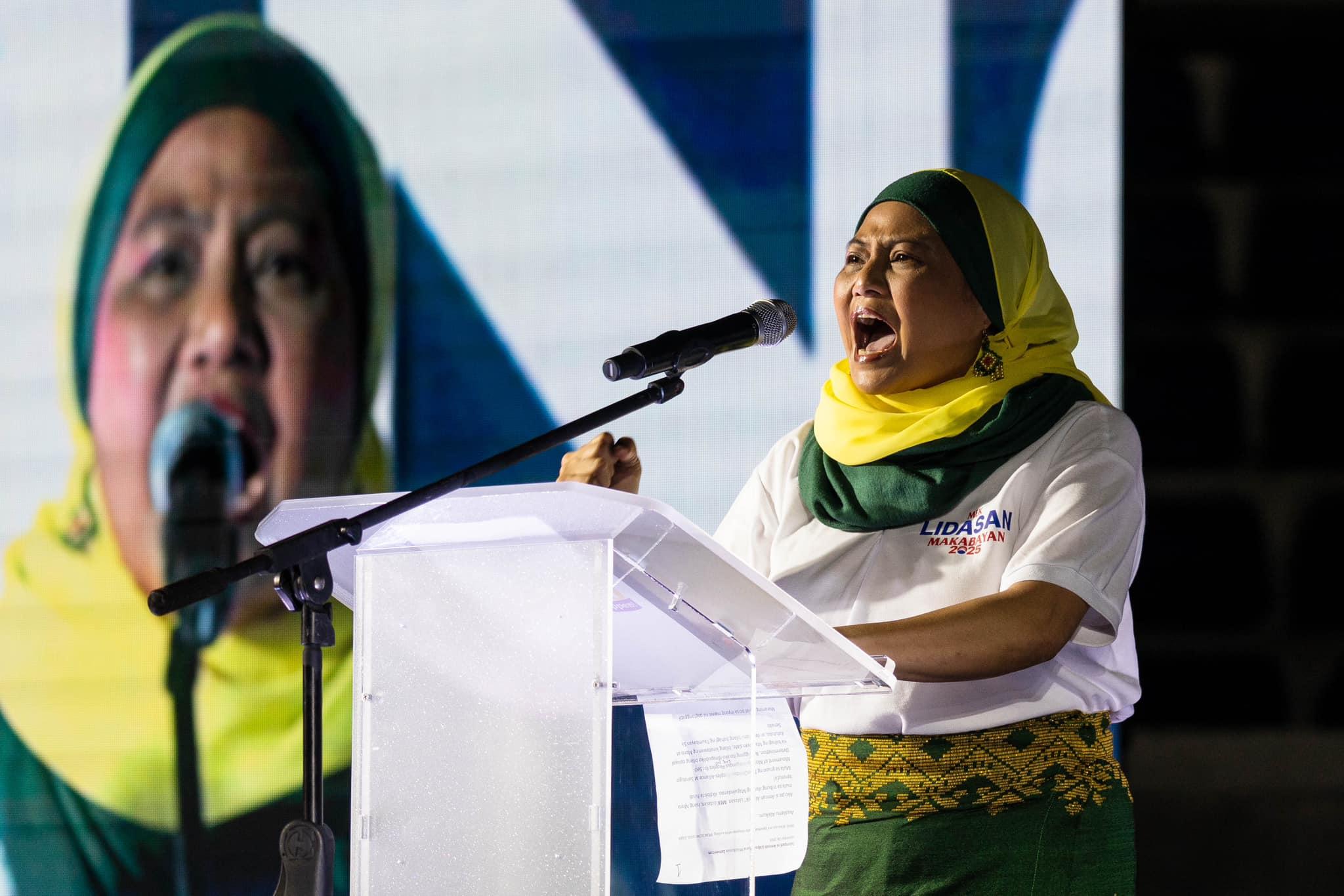 Lidasan passionately speaking at a Makabayan convention in Malate, Manila. Courtesy: KOALISYONG MAKABAYAN