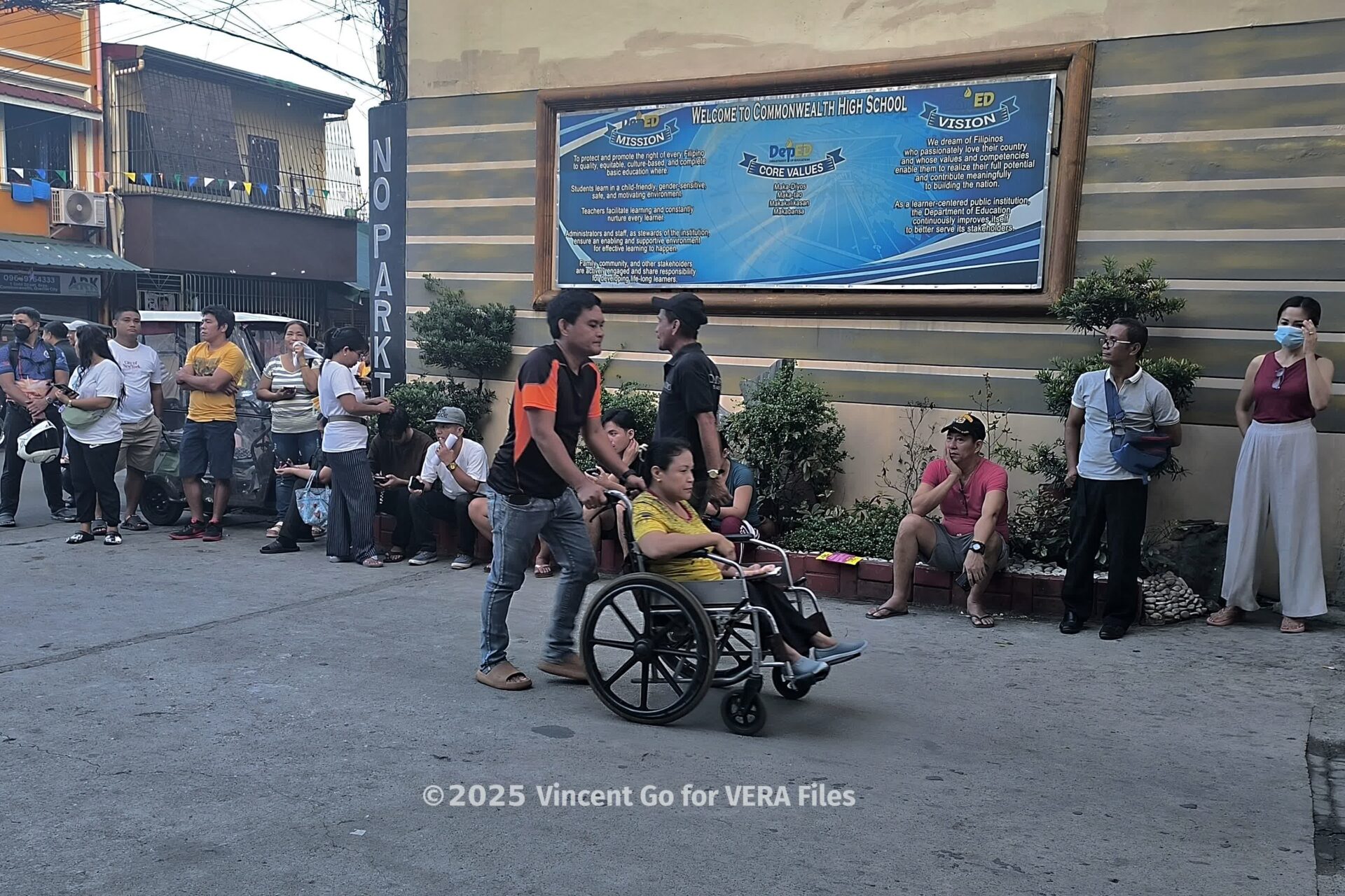 Heartwarming elections participation of  senior citizens and PWDs during the 2025 Midterm Election. Photo by Vincent Go