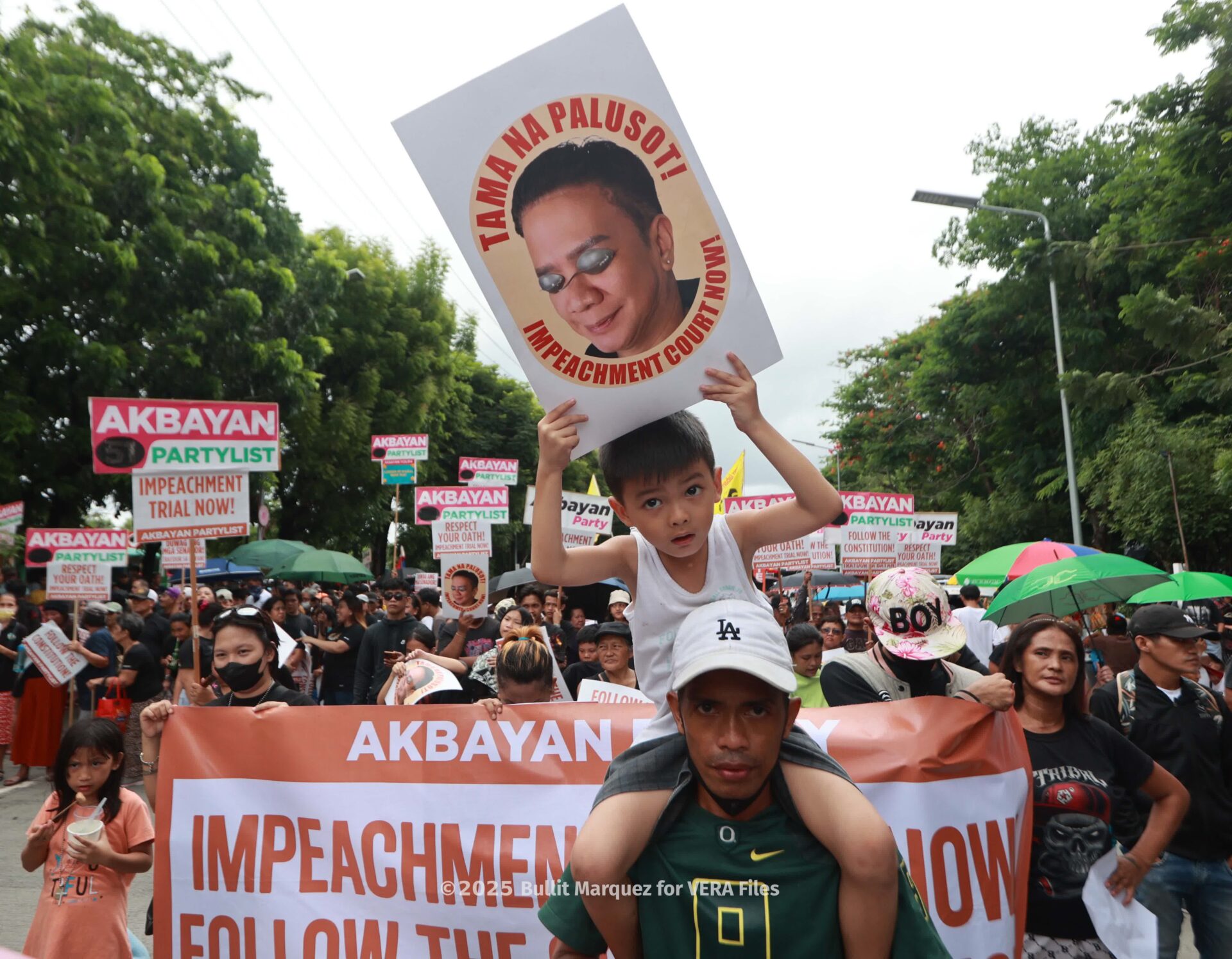 Angry messages to the senator-judges Photo by Bullit Marquez for VERA Files 7/12