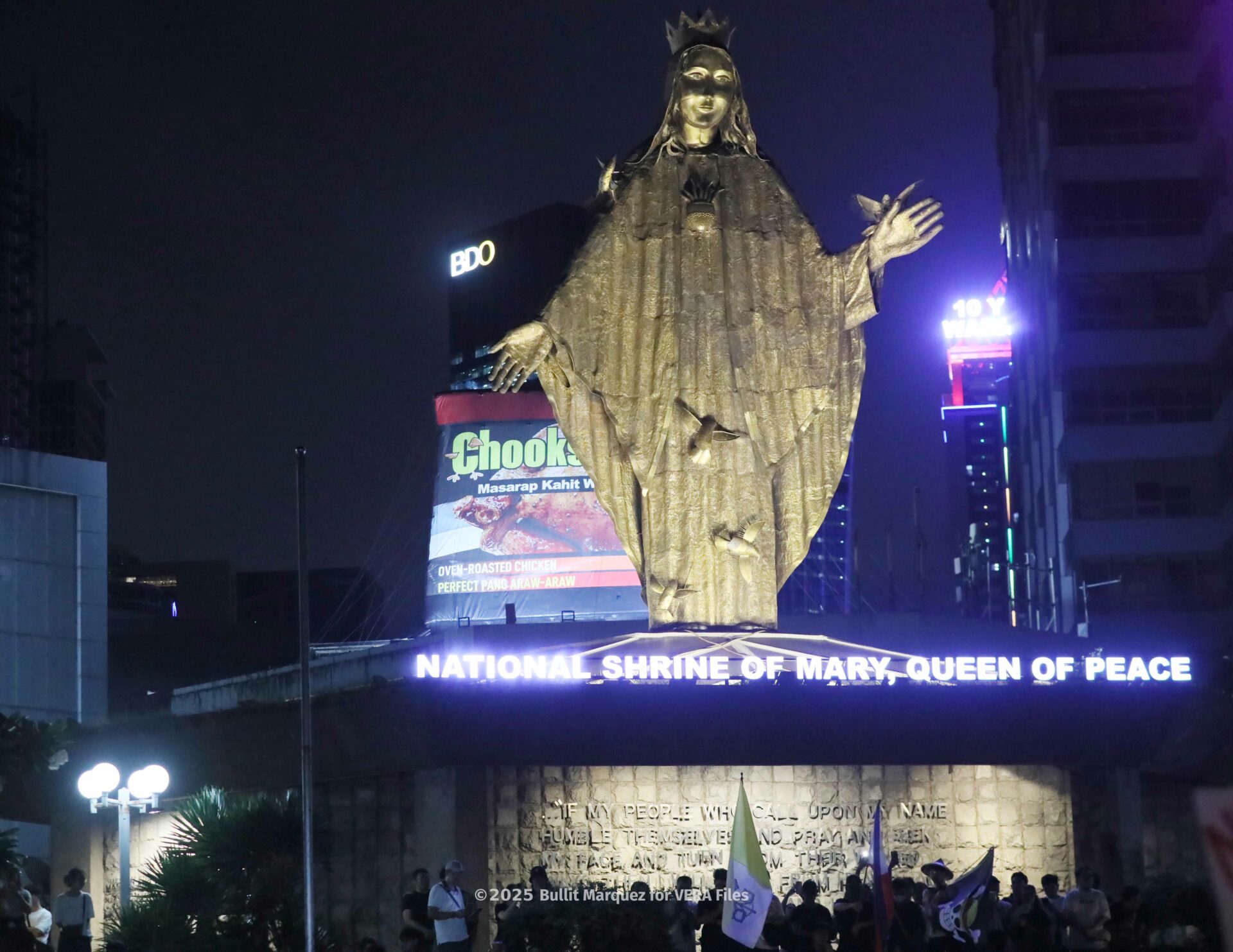 16 Trillion peso march’s message: Parusahan ang nangurakot. Photo by Bullit Marquez for VERA Files