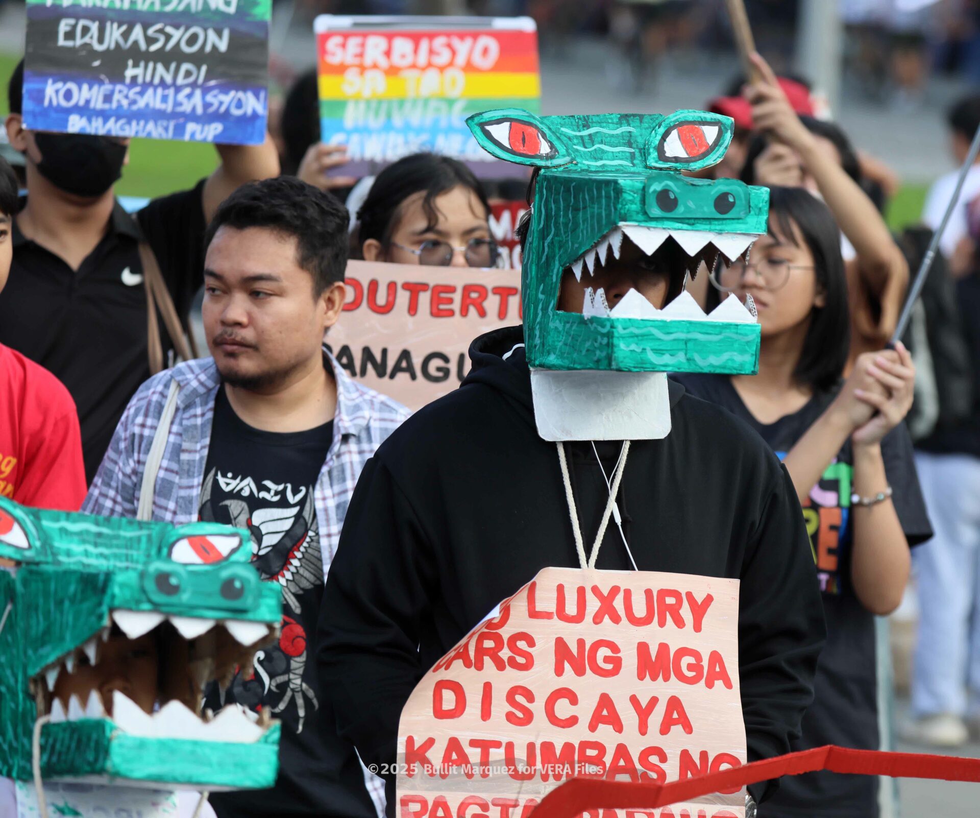 4/15 Trillion peso march’s message: Parusahan ang nangurakot. Photo by Bullit Marquez for VERA Files