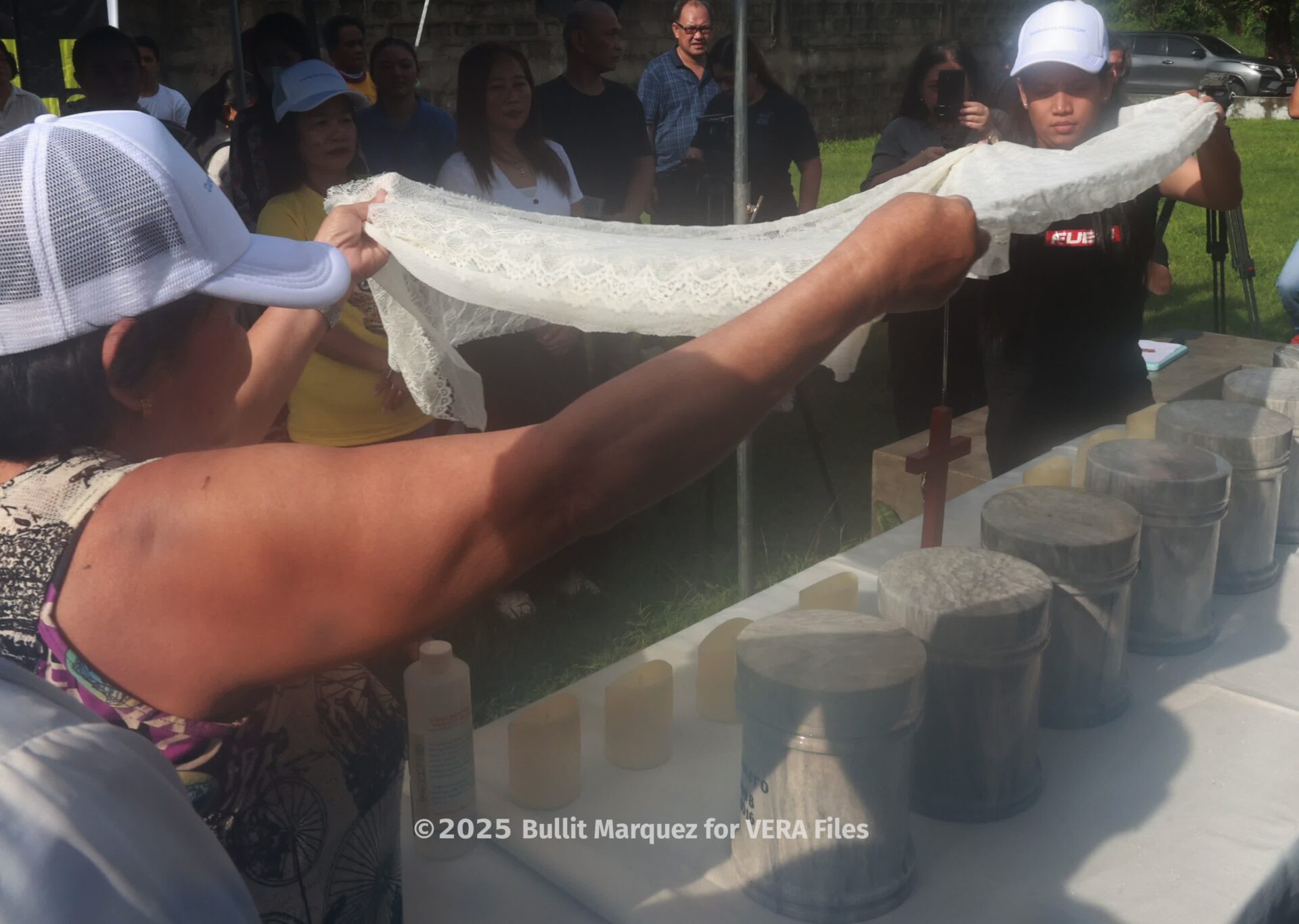1/14 - EJK victims inurnment - Photo by Bullit Marquez