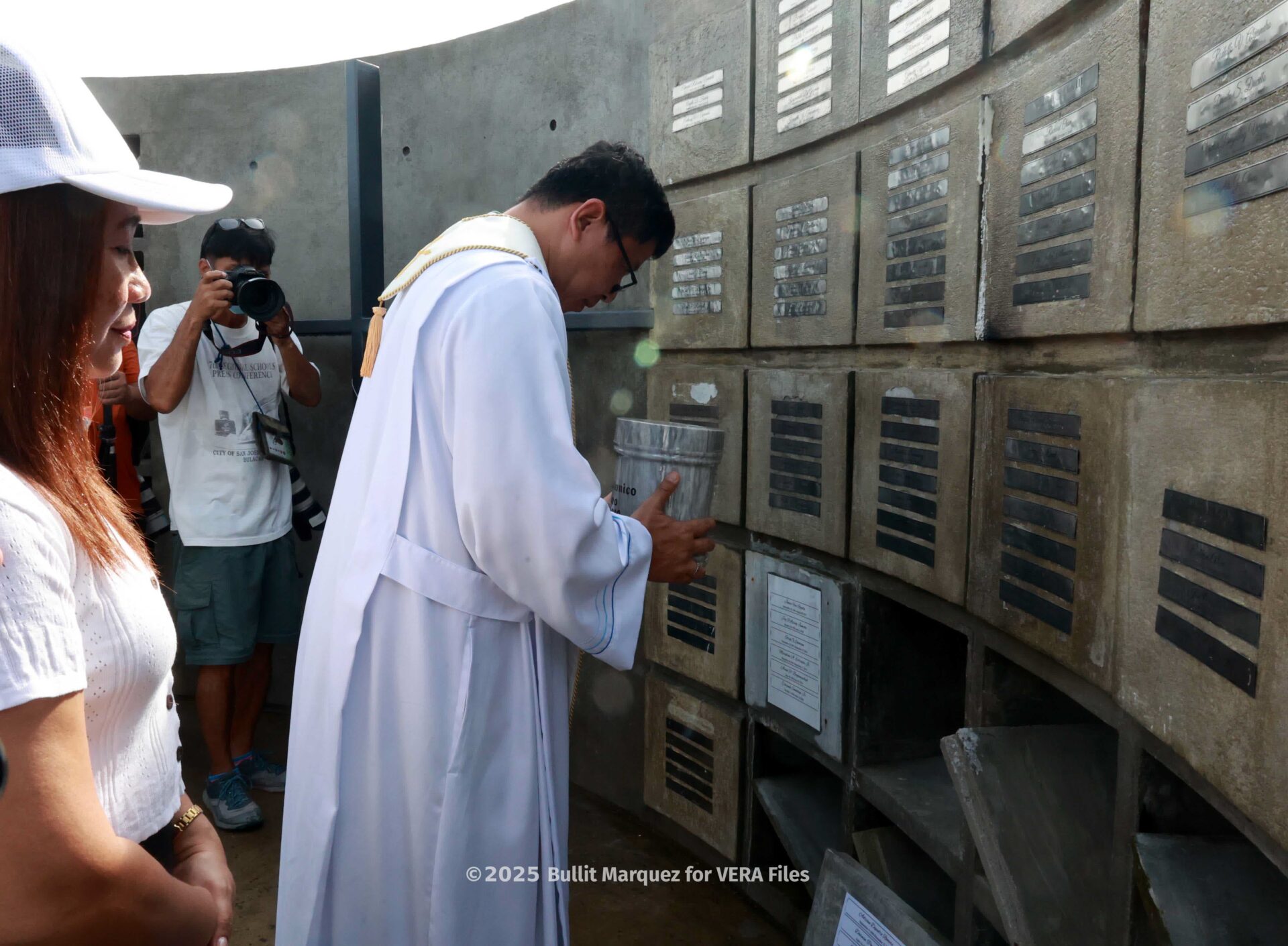 EJK victims inurnment - Photo by Bullit Marquez - 5/14 