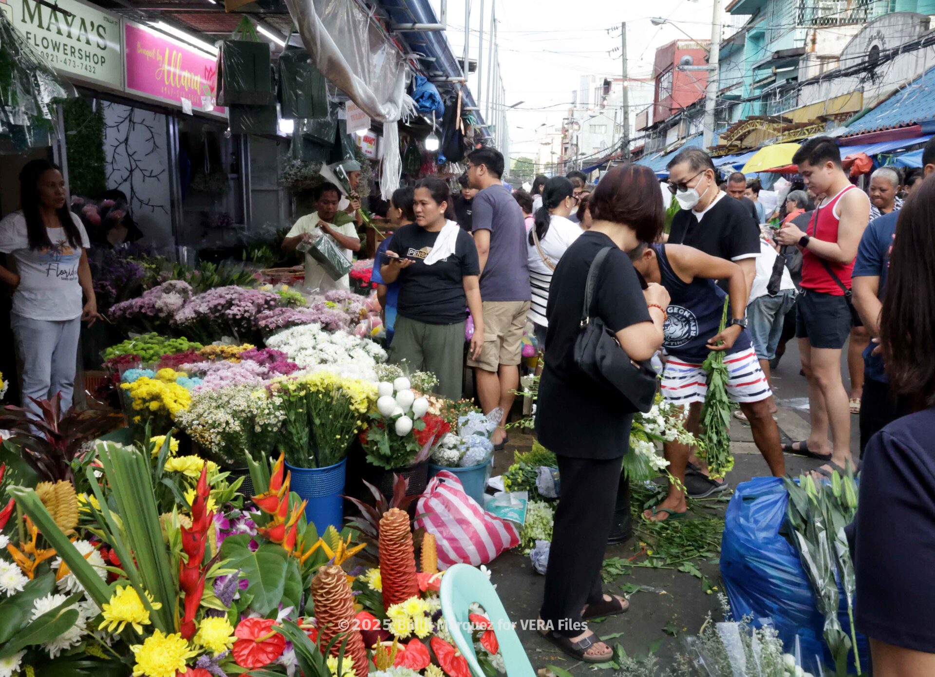 Dangwa Flower market. Photo by Bullit Marquez for VERA Files
