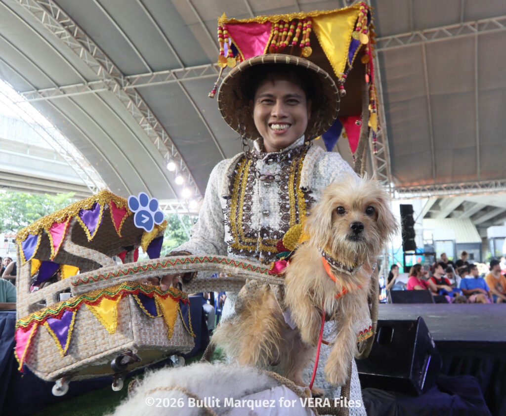 Pawshion show at Plaza Azul