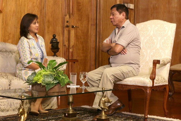 Robredo and Duterte.jpg