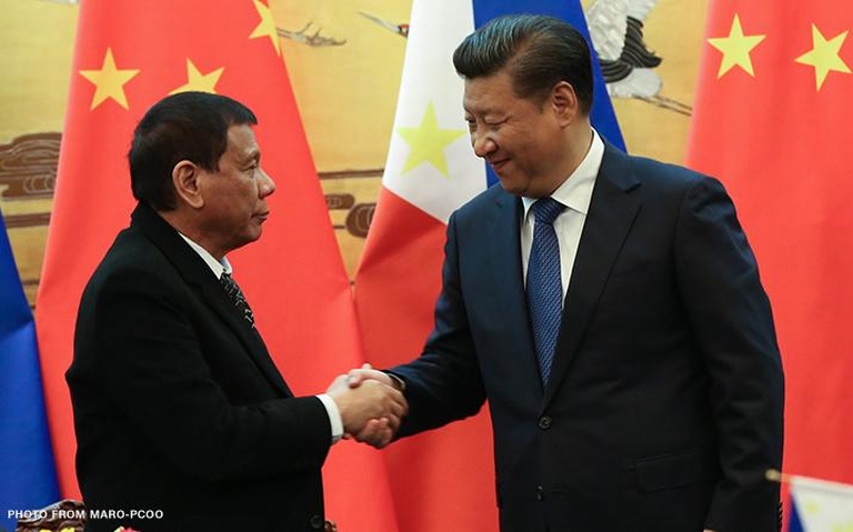 Duterte and xi jinping.jpg