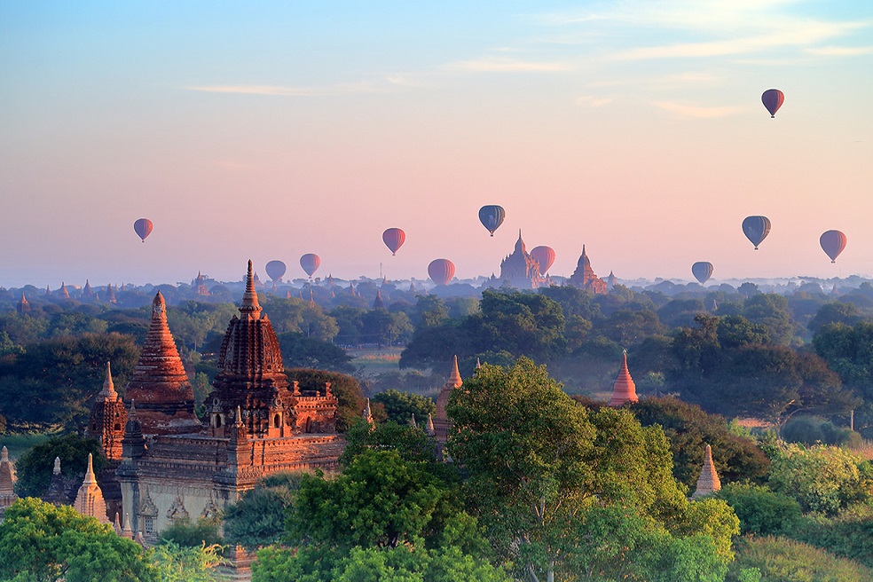 Ancient city of Myanmar - a favorite tourist destination.jpg