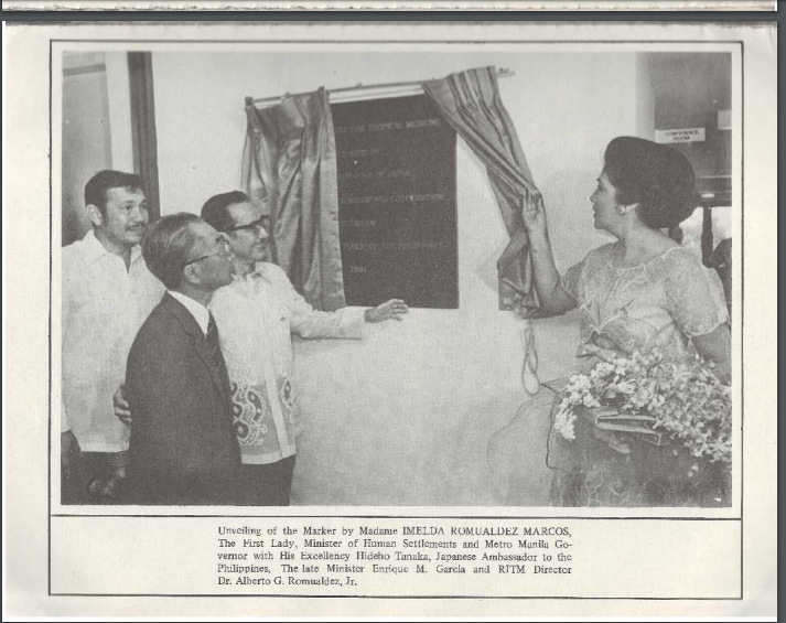 Imelda Marcos unveiling the RITM marker.
