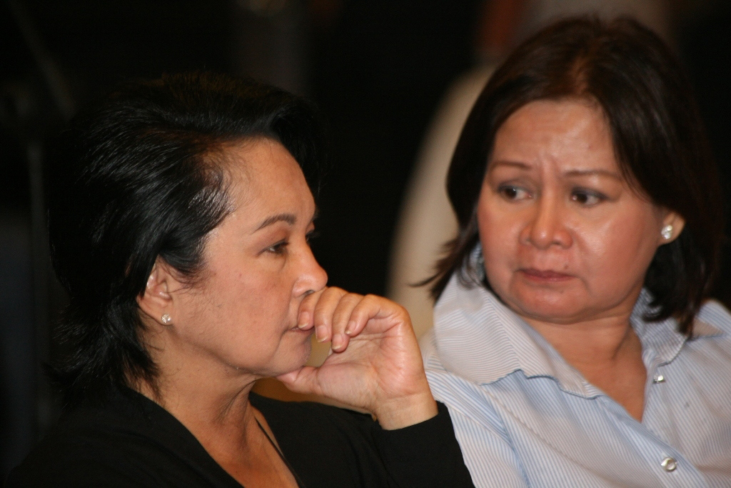 President Gloria  Arroyo with former Pampanga provincial board member Lilia Pineda. Photo  by Punto Central Luzon